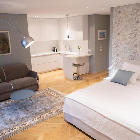 Seven Luxury Suites Тирана Экстерьер фото