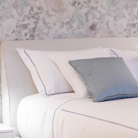 Seven Luxury Suites Тирана Экстерьер фото