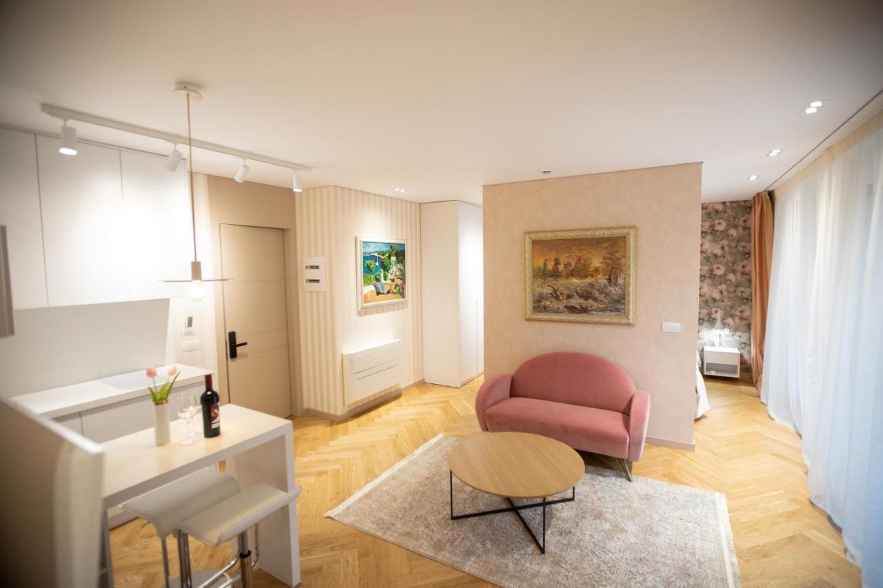 Seven Luxury Suites Тирана Экстерьер фото