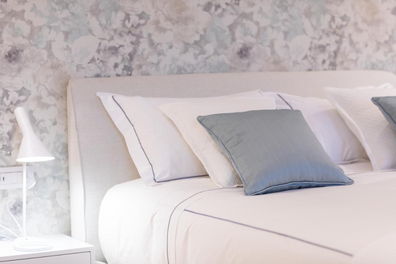 Seven Luxury Suites Тирана Экстерьер фото