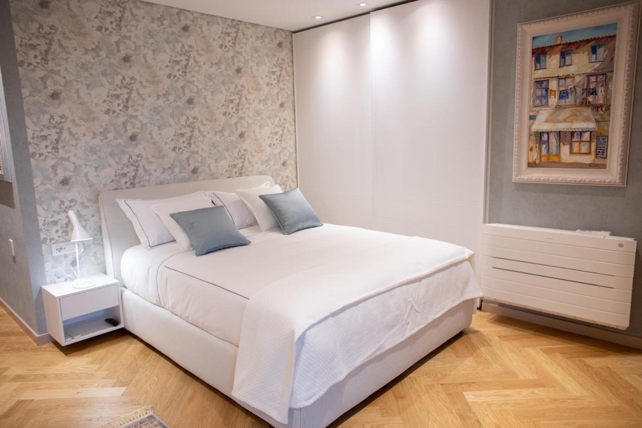 Seven Luxury Suites Тирана Экстерьер фото