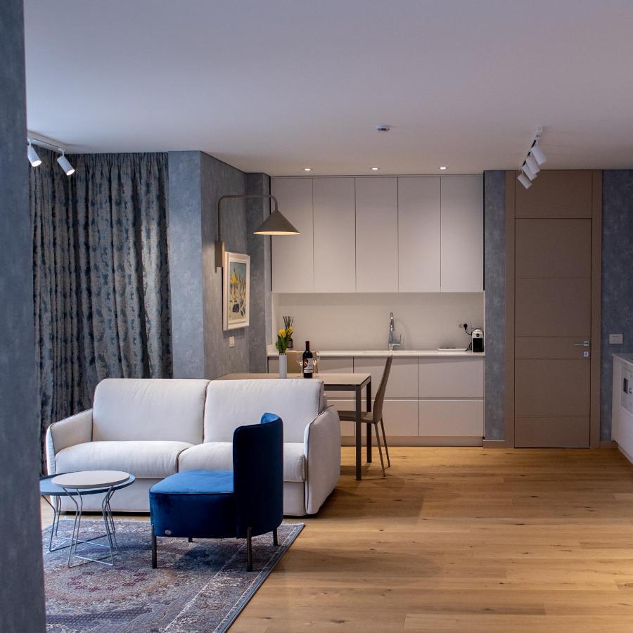Seven Luxury Suites Тирана Экстерьер фото
