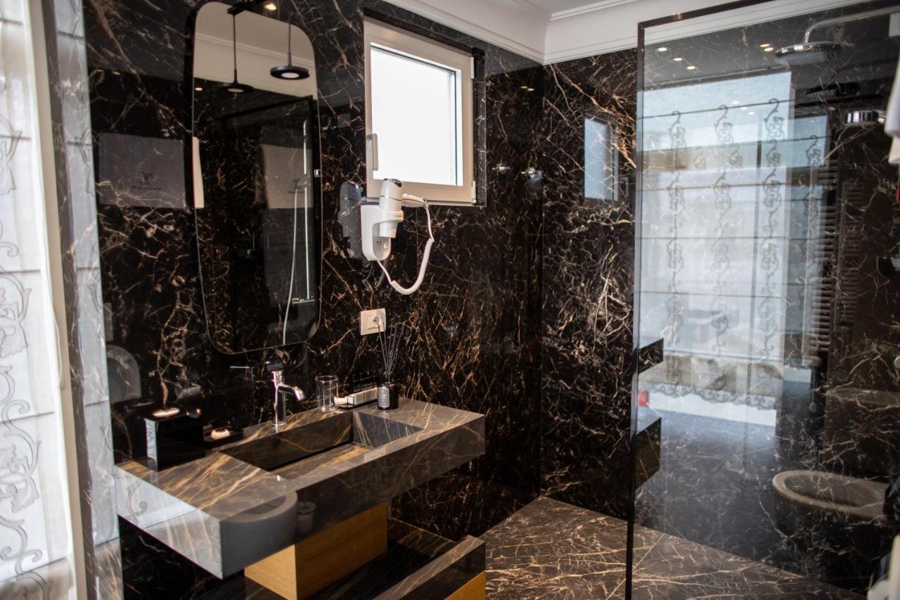 Seven Luxury Suites Тирана Экстерьер фото