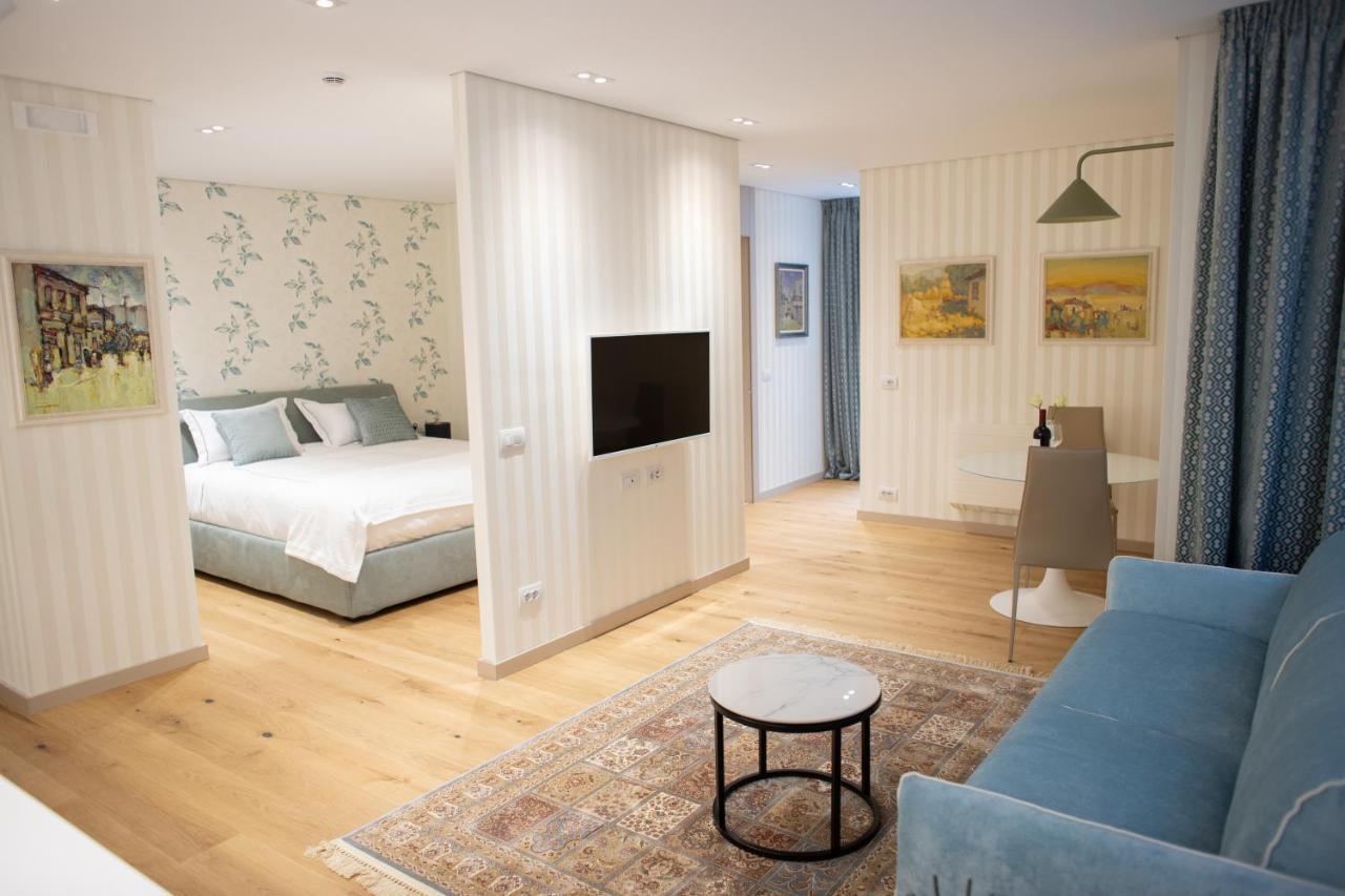Seven Luxury Suites Тирана Экстерьер фото
