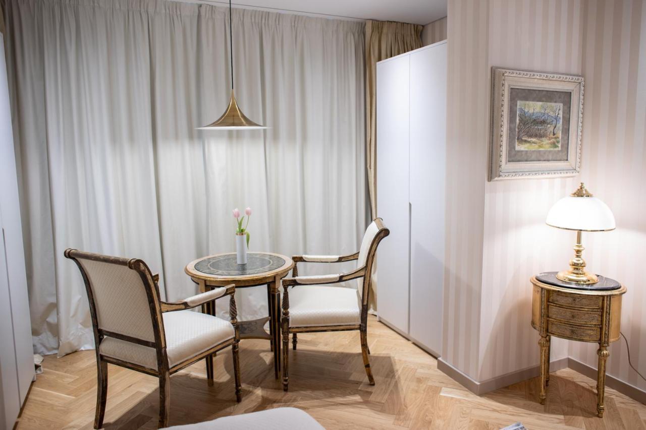 Seven Luxury Suites Тирана Экстерьер фото