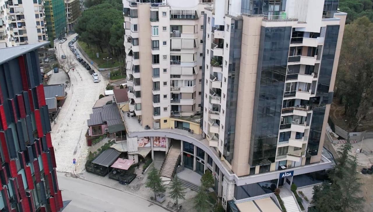 Seven Luxury Suites Тирана Экстерьер фото